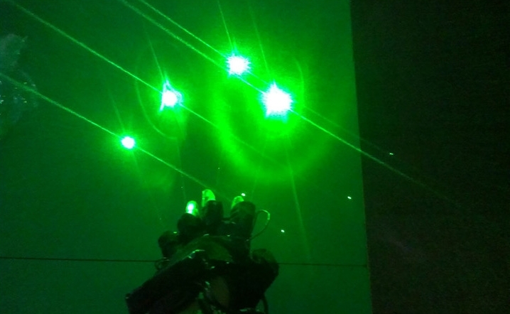 grüner Laser Handschuhe 