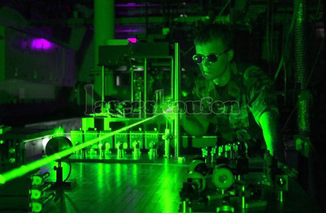 Militär Laserpointer professionell kaufen