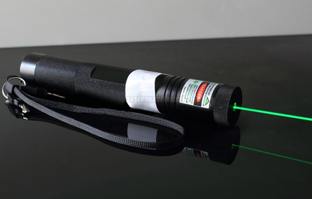 leistungsstarker laserpointer