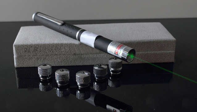Laserpointer Stift mit Aufsatz