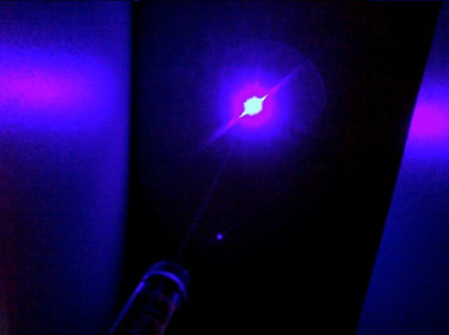 Laserpointer Violett mit Aufsatz